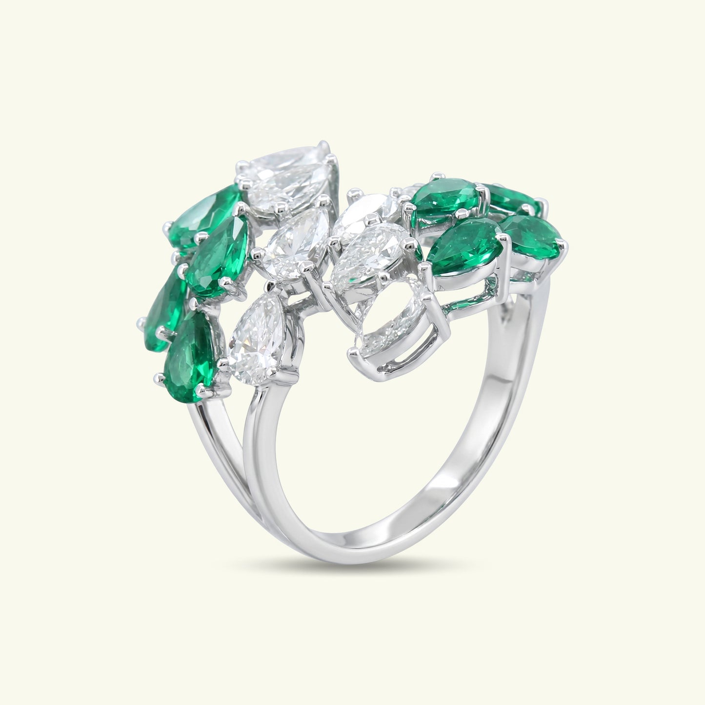 Vayra Diamond Ring