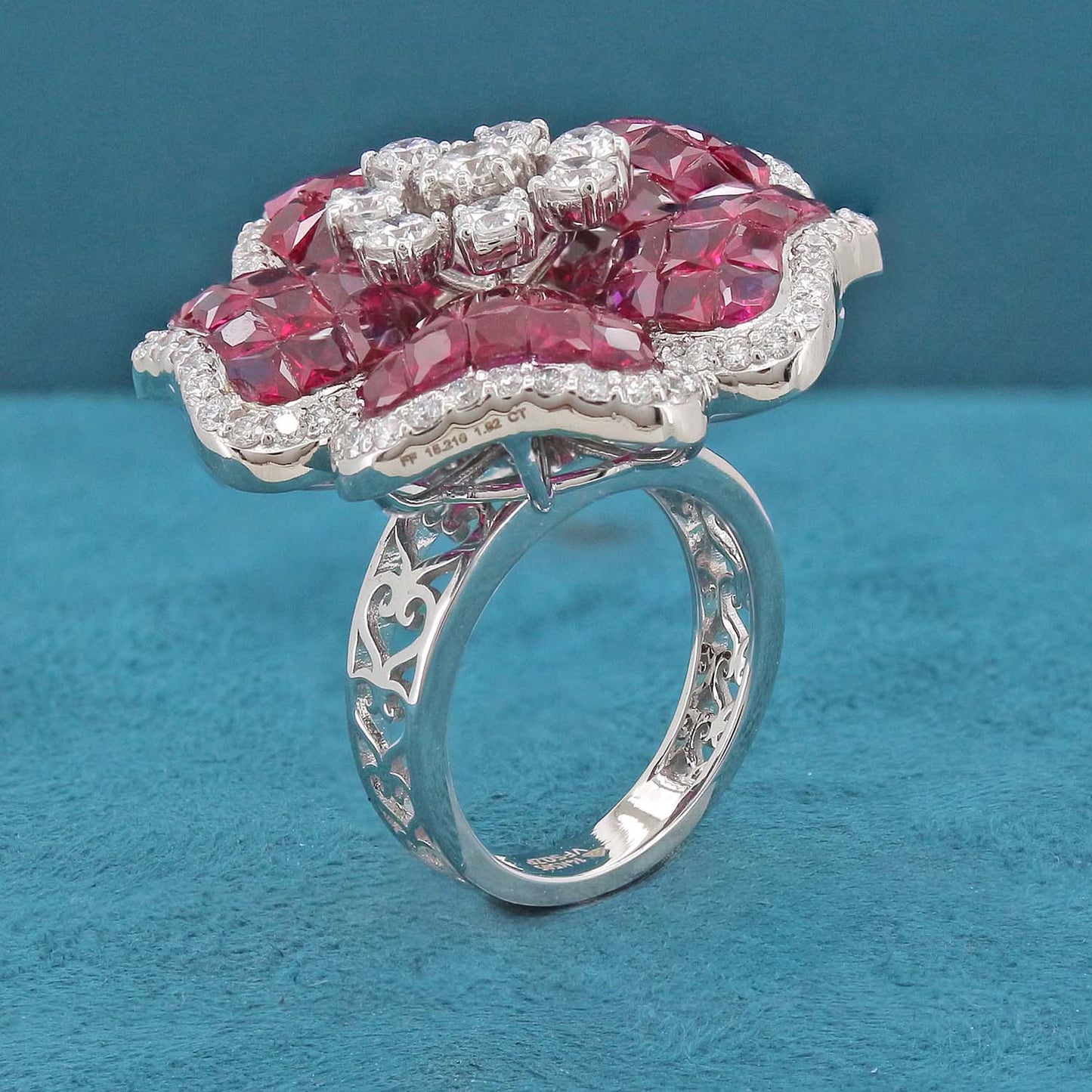Evara Bloom Diamond Ring