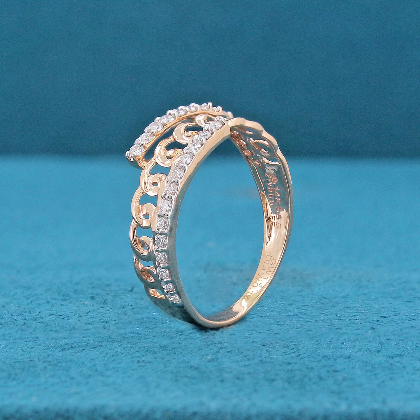 Reine Band Diamond Ring