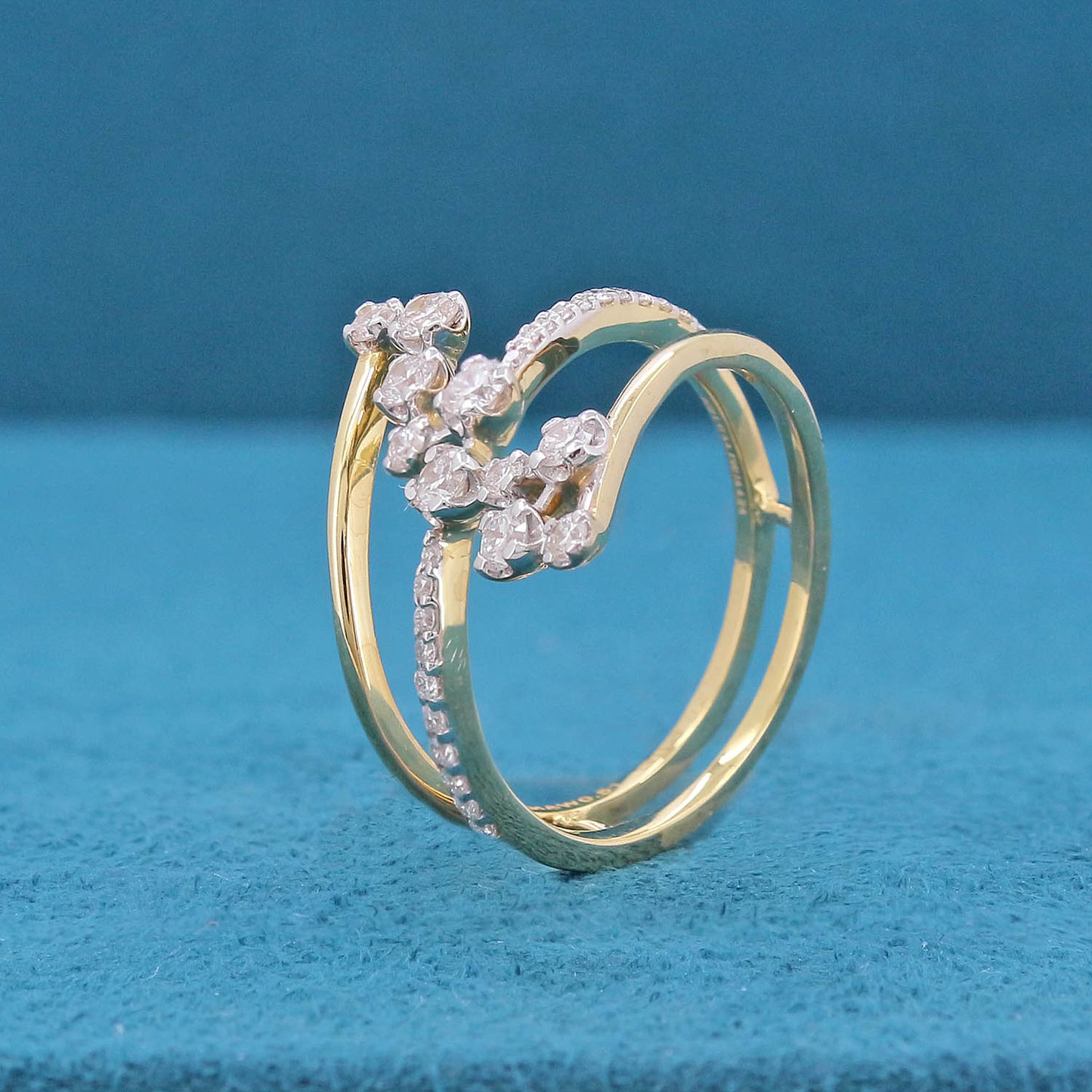 Solenne Scatter Diamond Ring