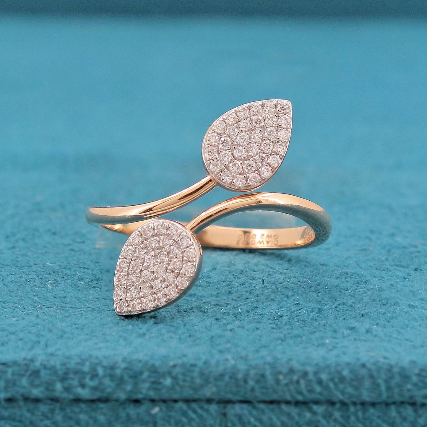 Cazira Scatter Diamond Ring