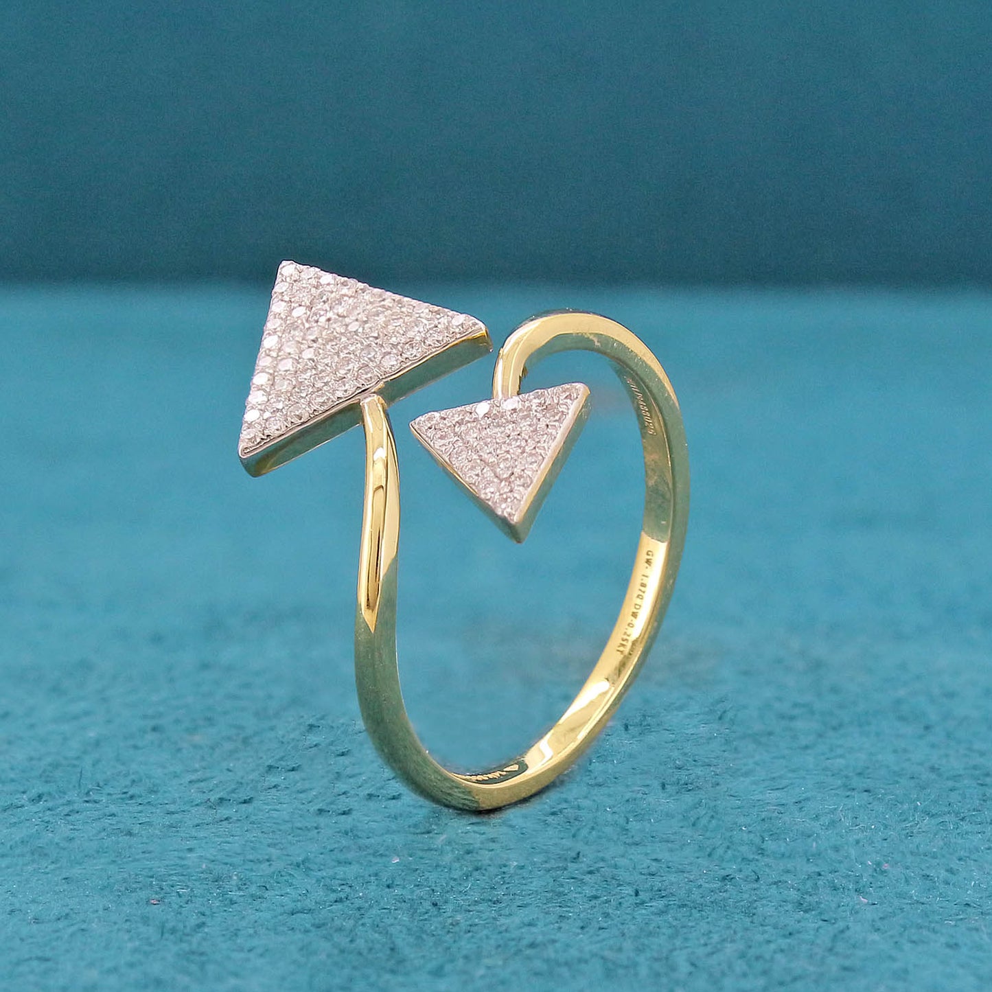 Sorixa Scatter Diamond Cocktail Ring