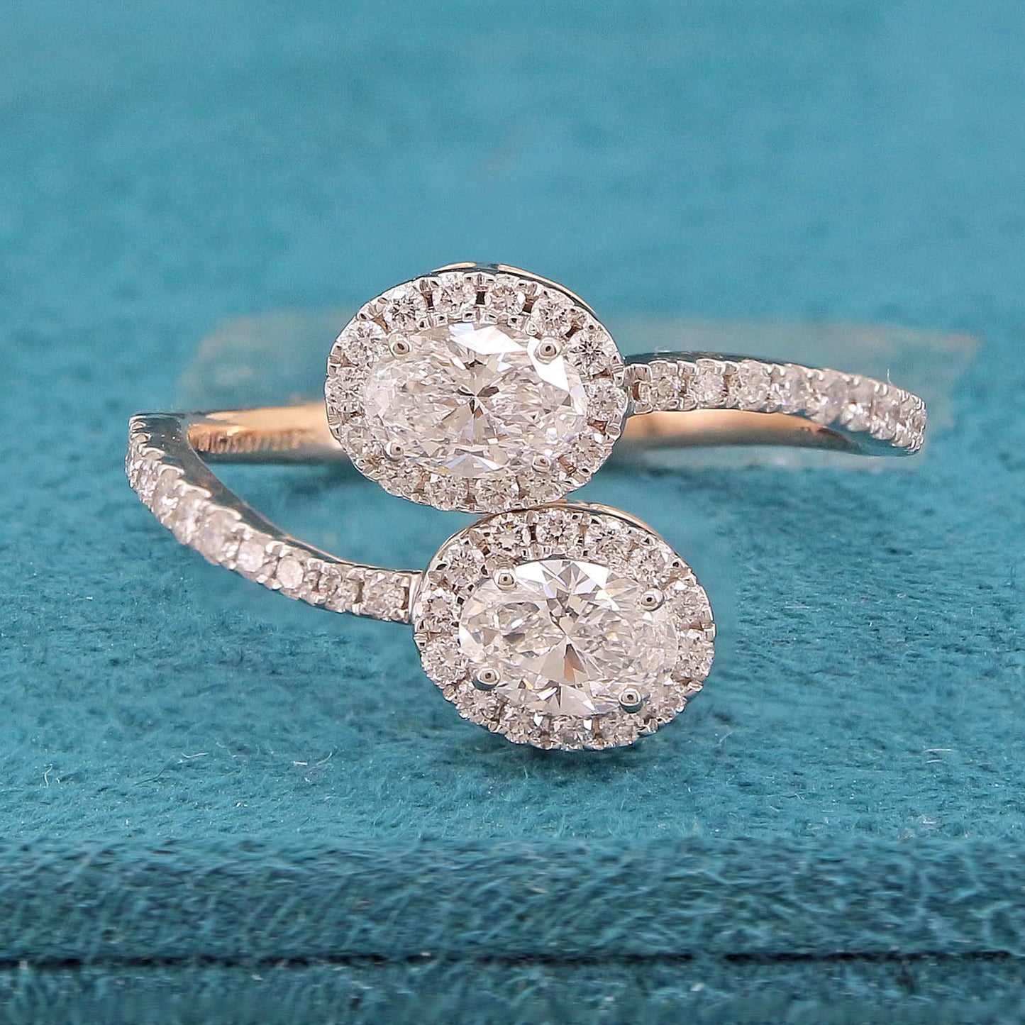 Zephyra Halo Diamond Ring