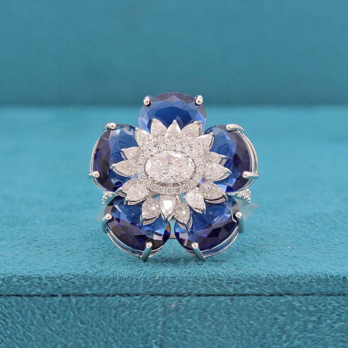 Nerina Bloom Diamond Ring