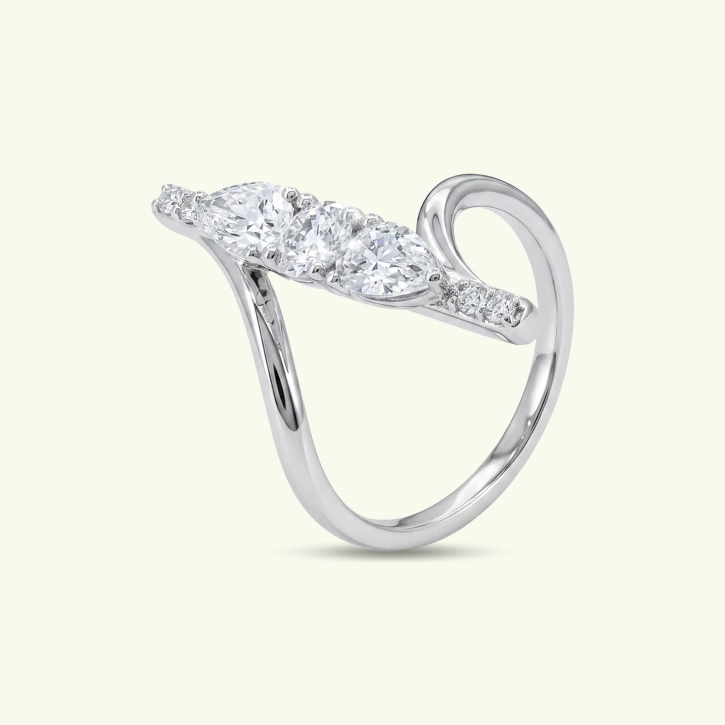 Evelisse Diamond Ring