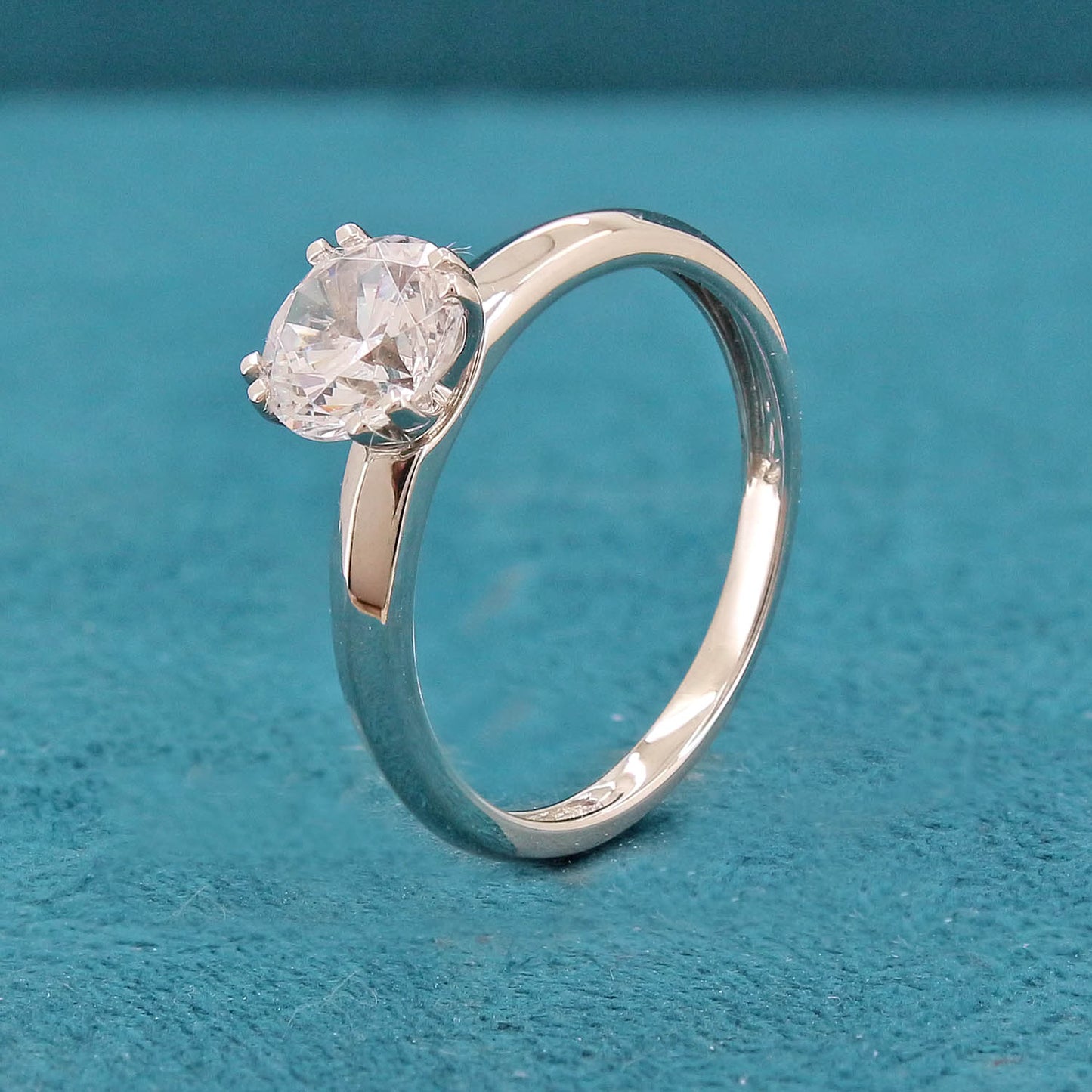 Maelis Diamond Ring
