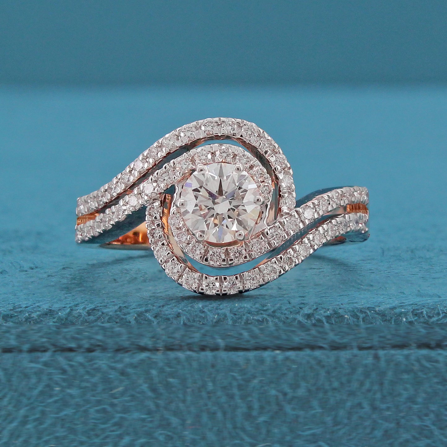 Orenys Solitaire Diamond Engagement Ring