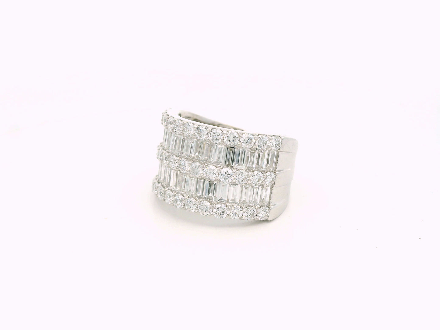 Arvaya Band Diamond Cocktail Ring