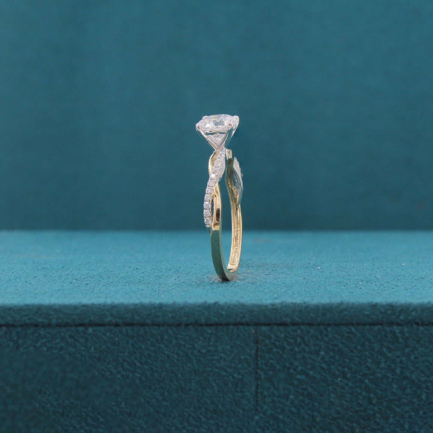 Fionelle Glow Diamond Solitaire Ring