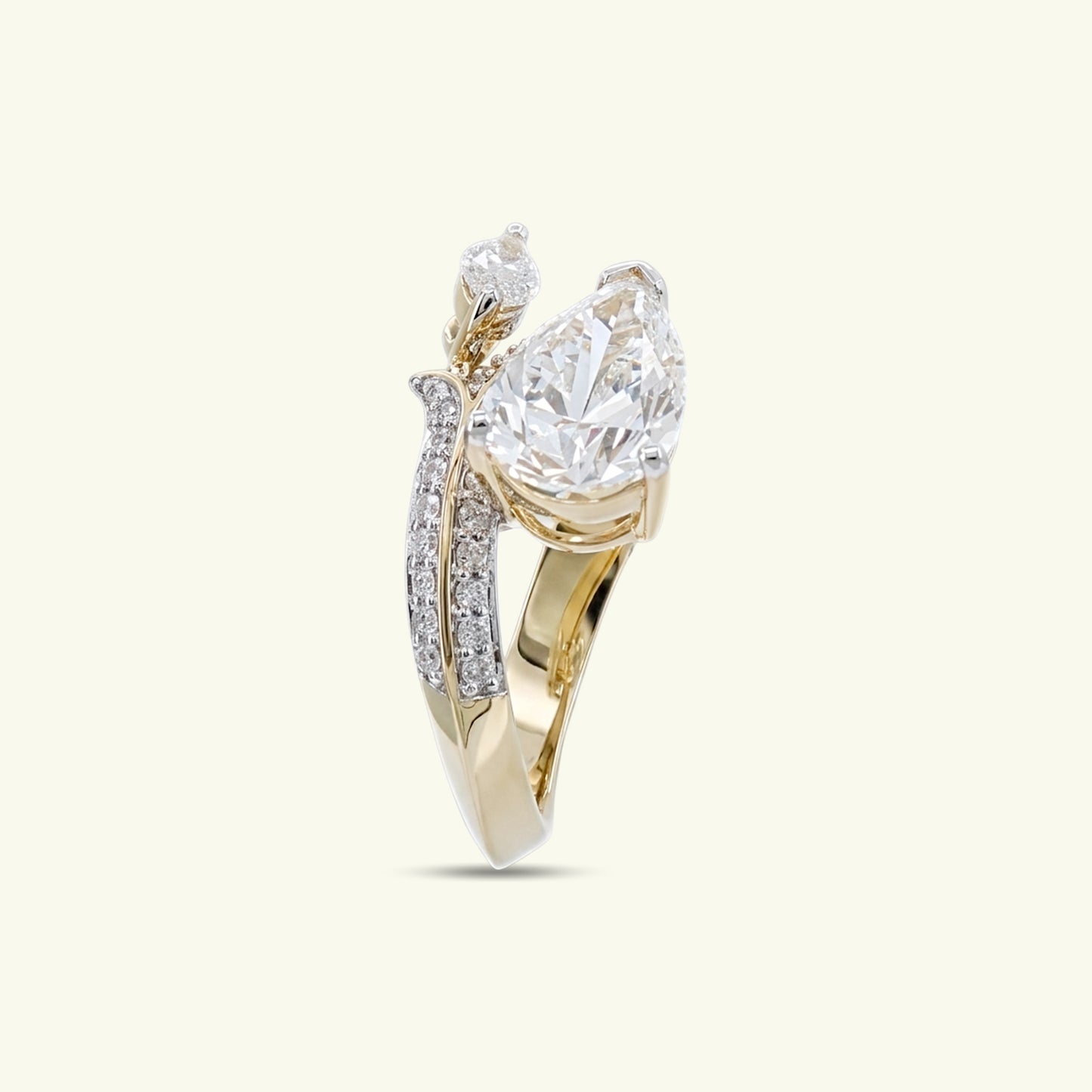 Noctyra Diamond Cocktail Ring