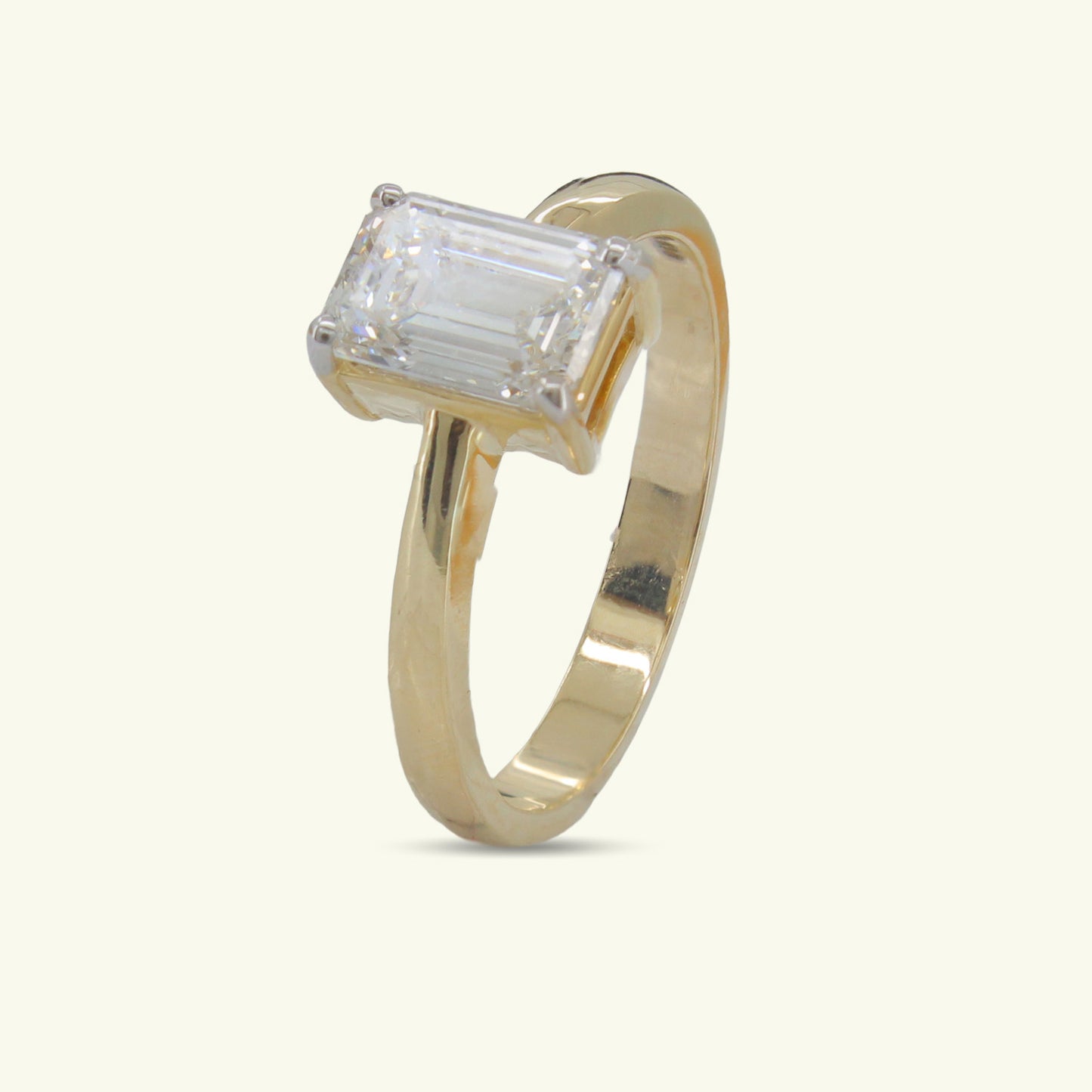 Serenor Diamond Engagement Ring