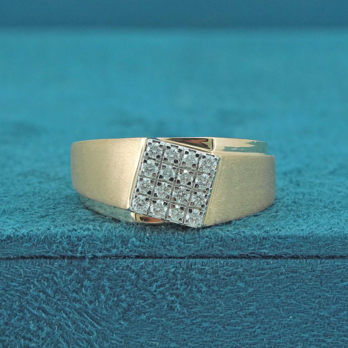 Tharan Box Mens Diamond Ring