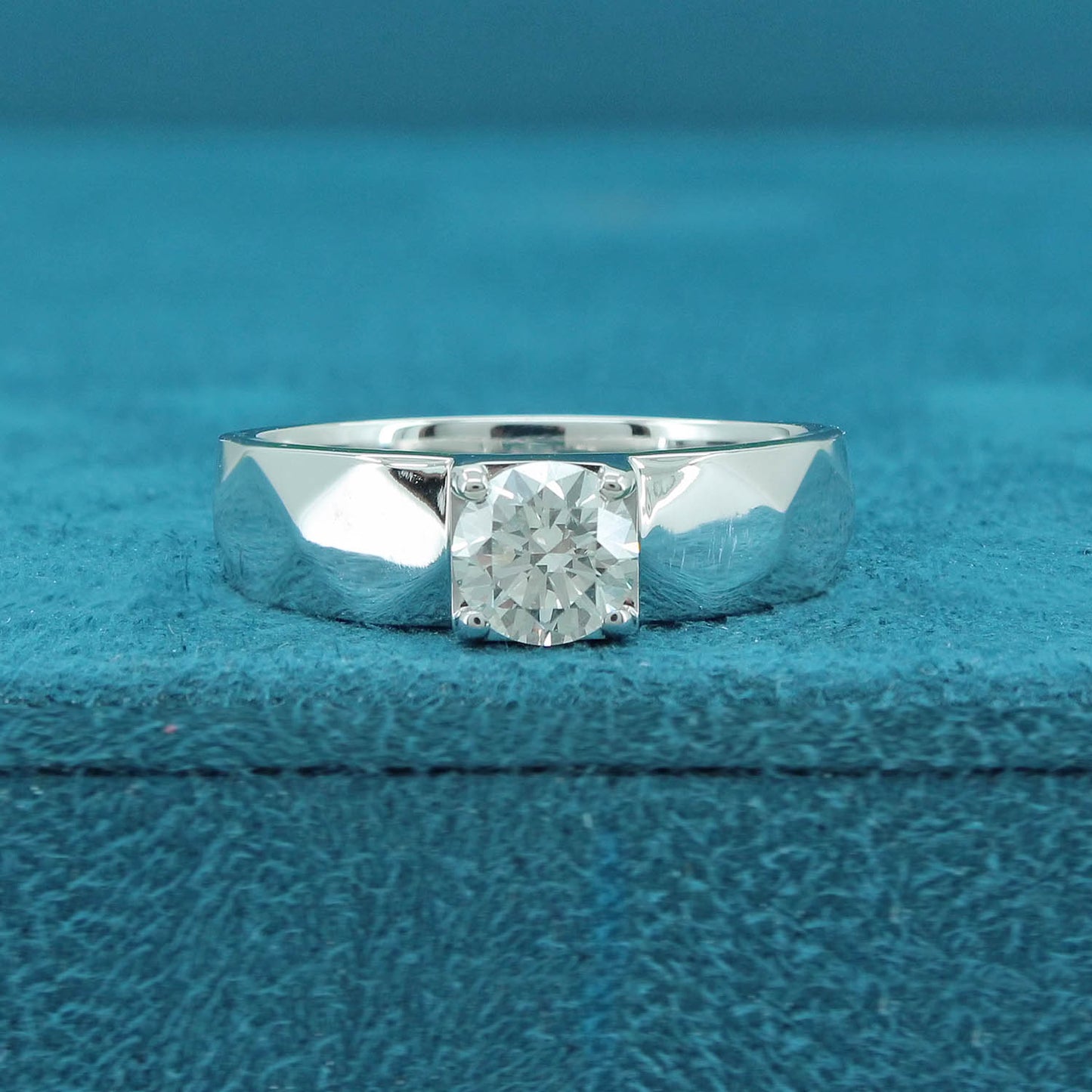 Valric Band Mens Diamond Ring