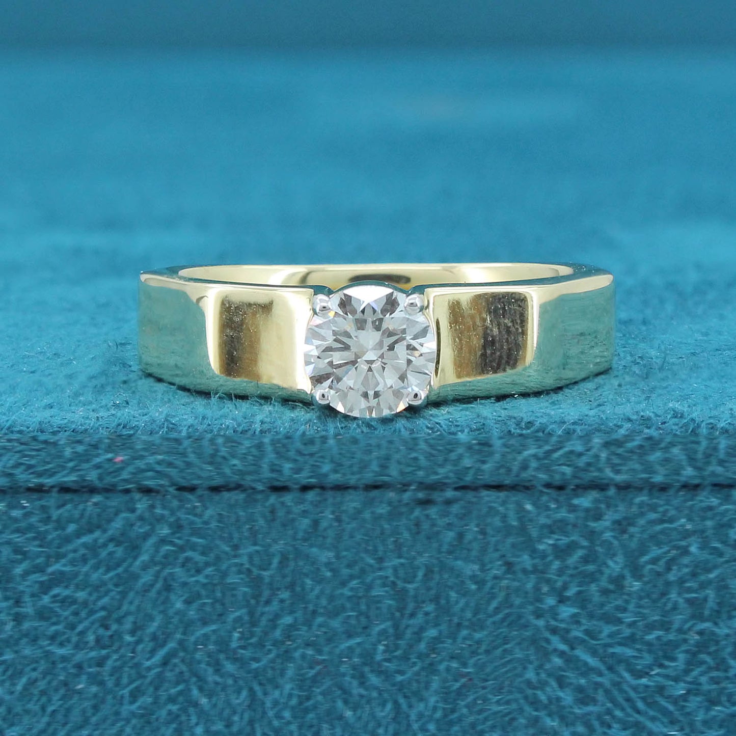 Alenor Solitaire Mens Diamond Ring