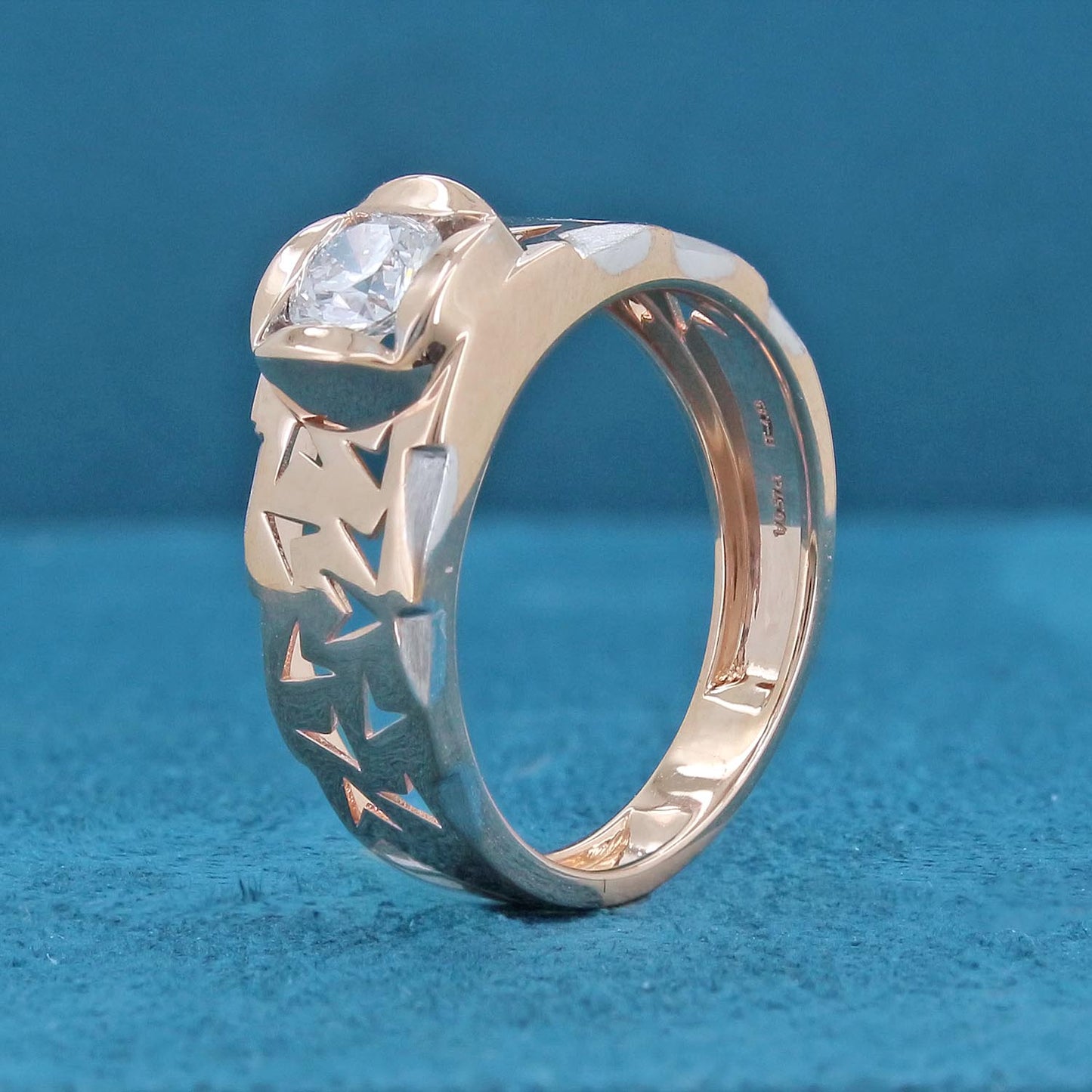 Eryndor Band Mens Diamond Ring