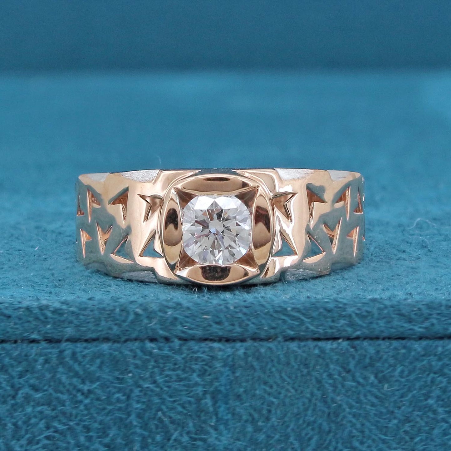 Eryndor Band Mens Diamond Ring