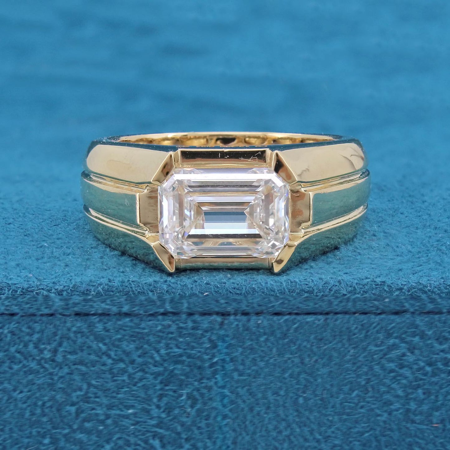 Vael Box Mens Diamond Ring