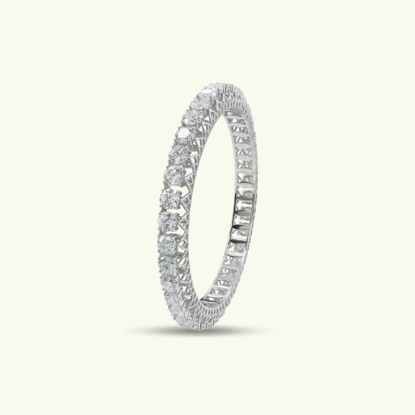  Veloria Bloom Diamond Bangle 