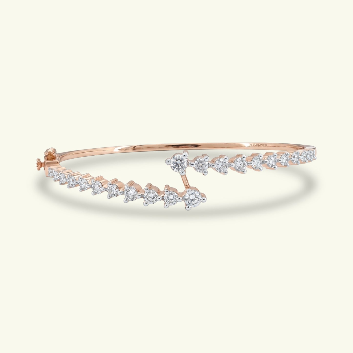 Aerith Flow Diamond Flexible Bracelet