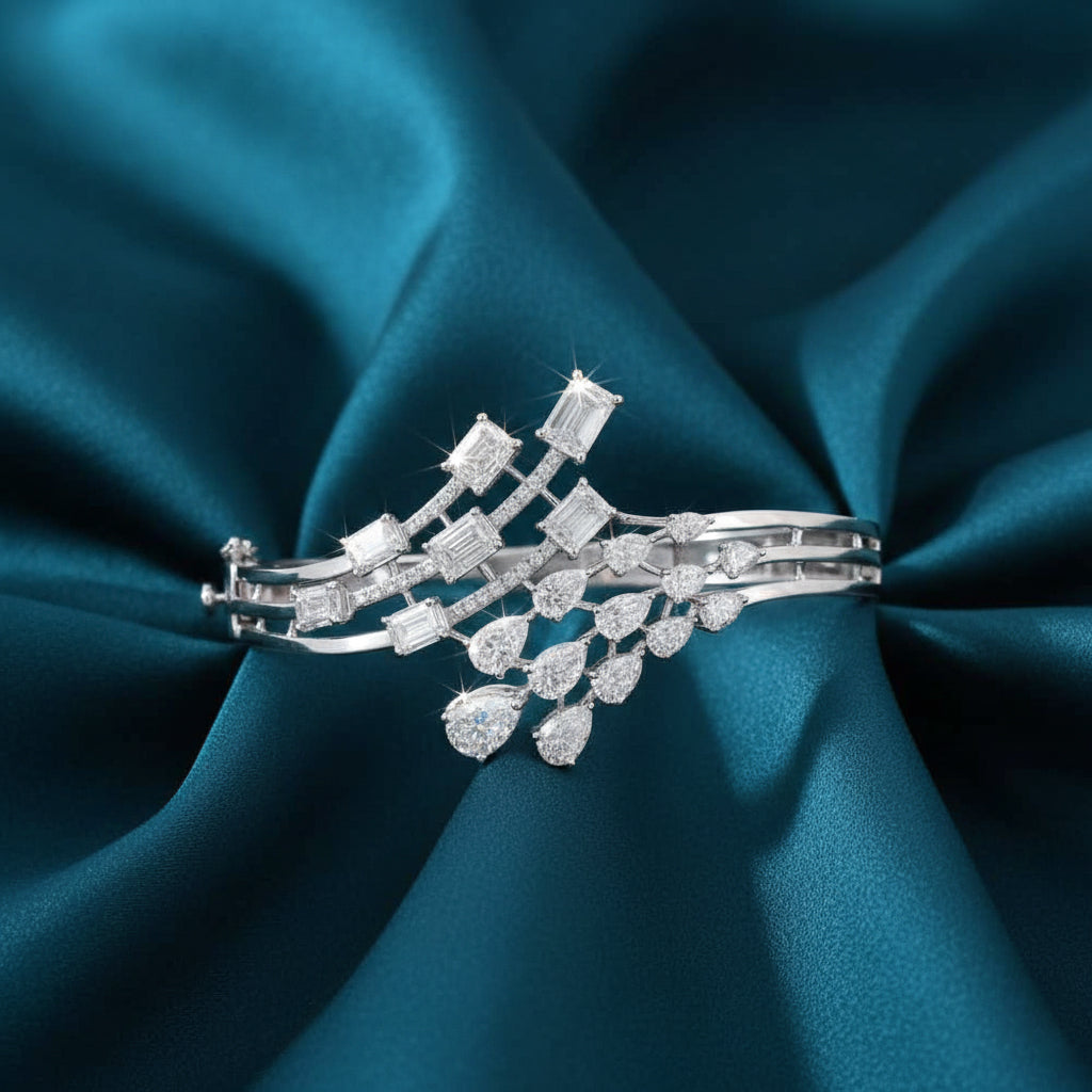 Avelora Loop Diamond Bracelet