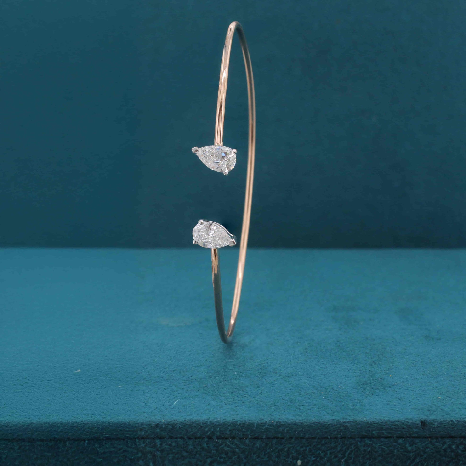 Serel Diamond Flexible Bracelet