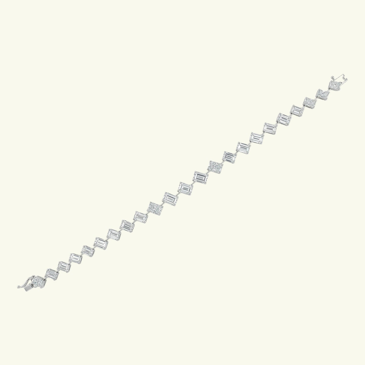 Selvar Loop Diamond Bracelet