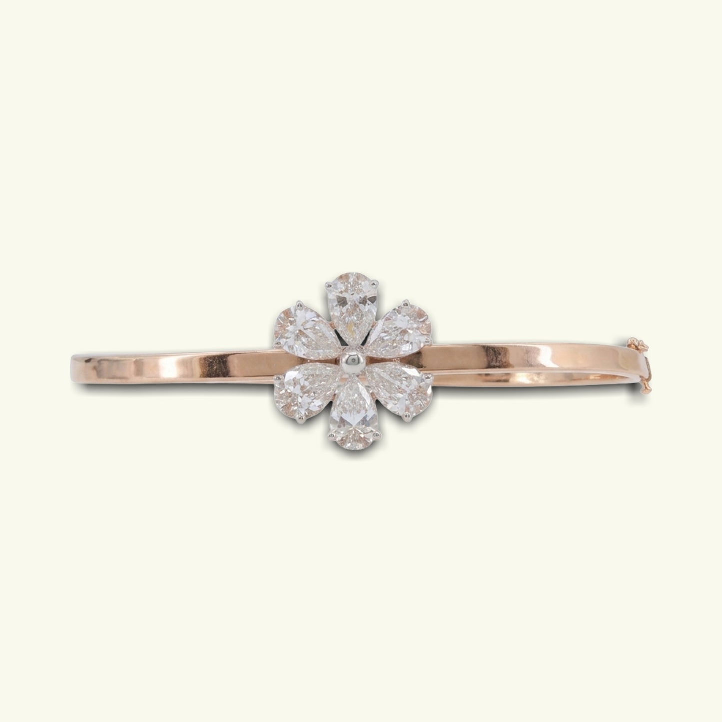 Elarin Floral Diamond Oval Kada