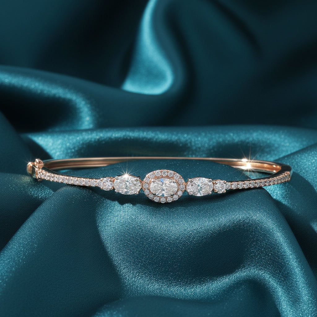 Elaren Halo Diamond Oval Kada