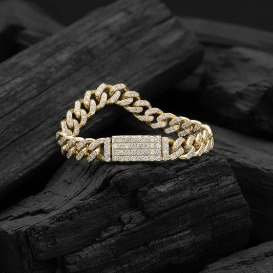Velora Wave Bracelet