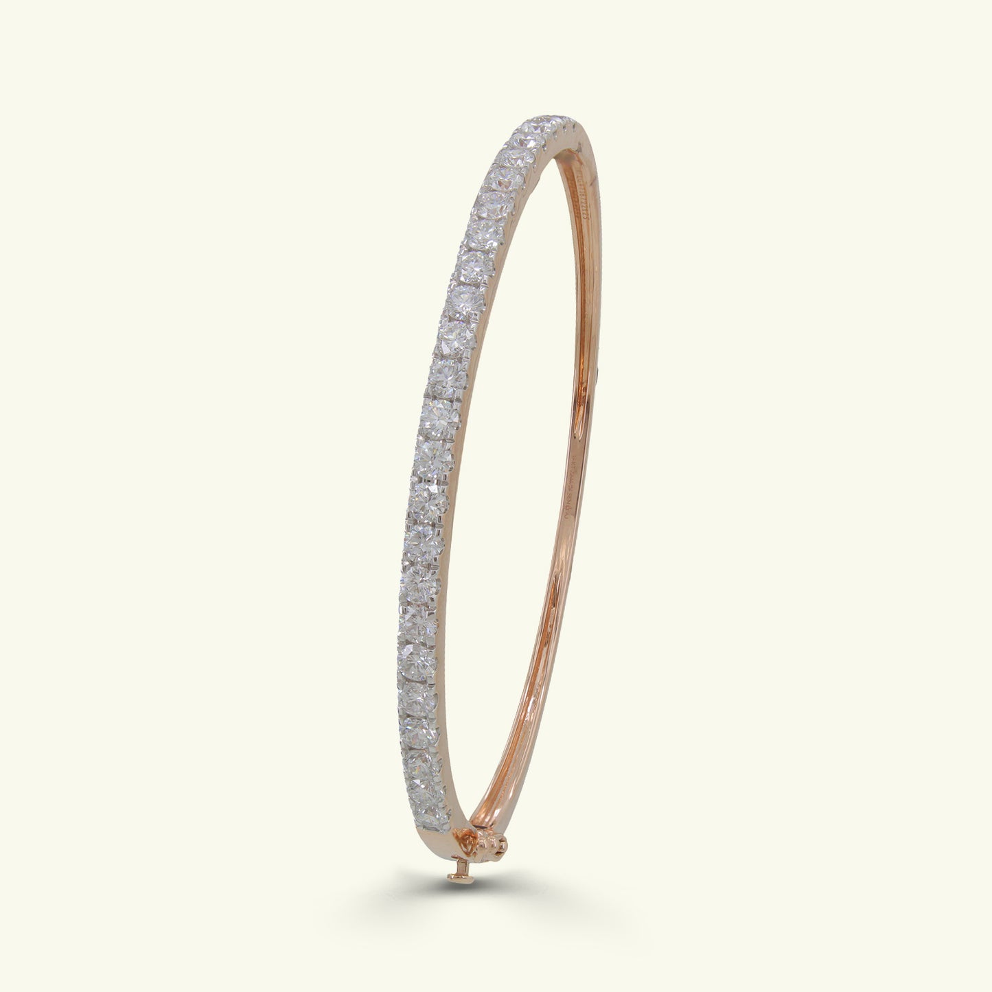 Korrel Oval Diamond Kada
