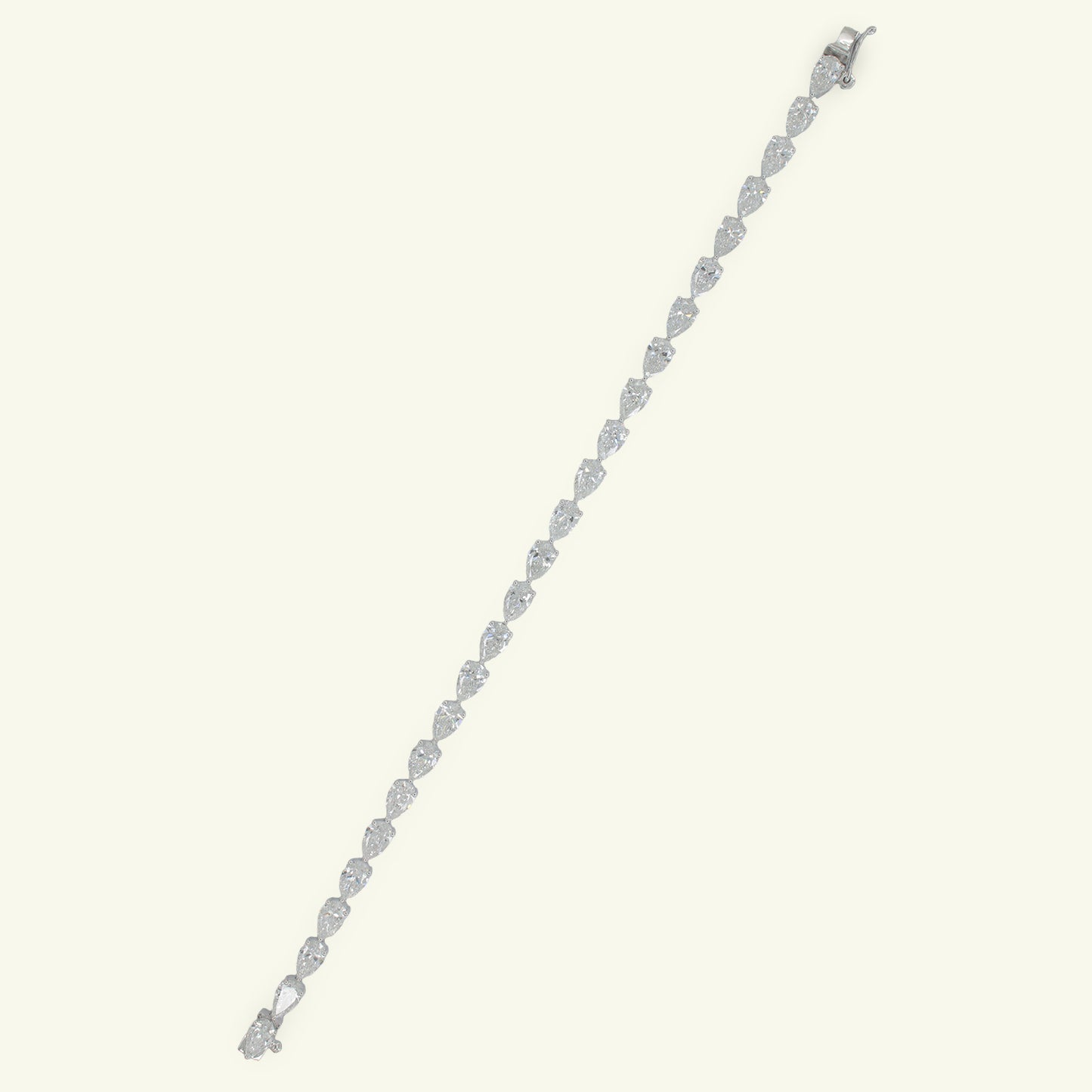 Arlune Line Diamond Tennis Bracelet