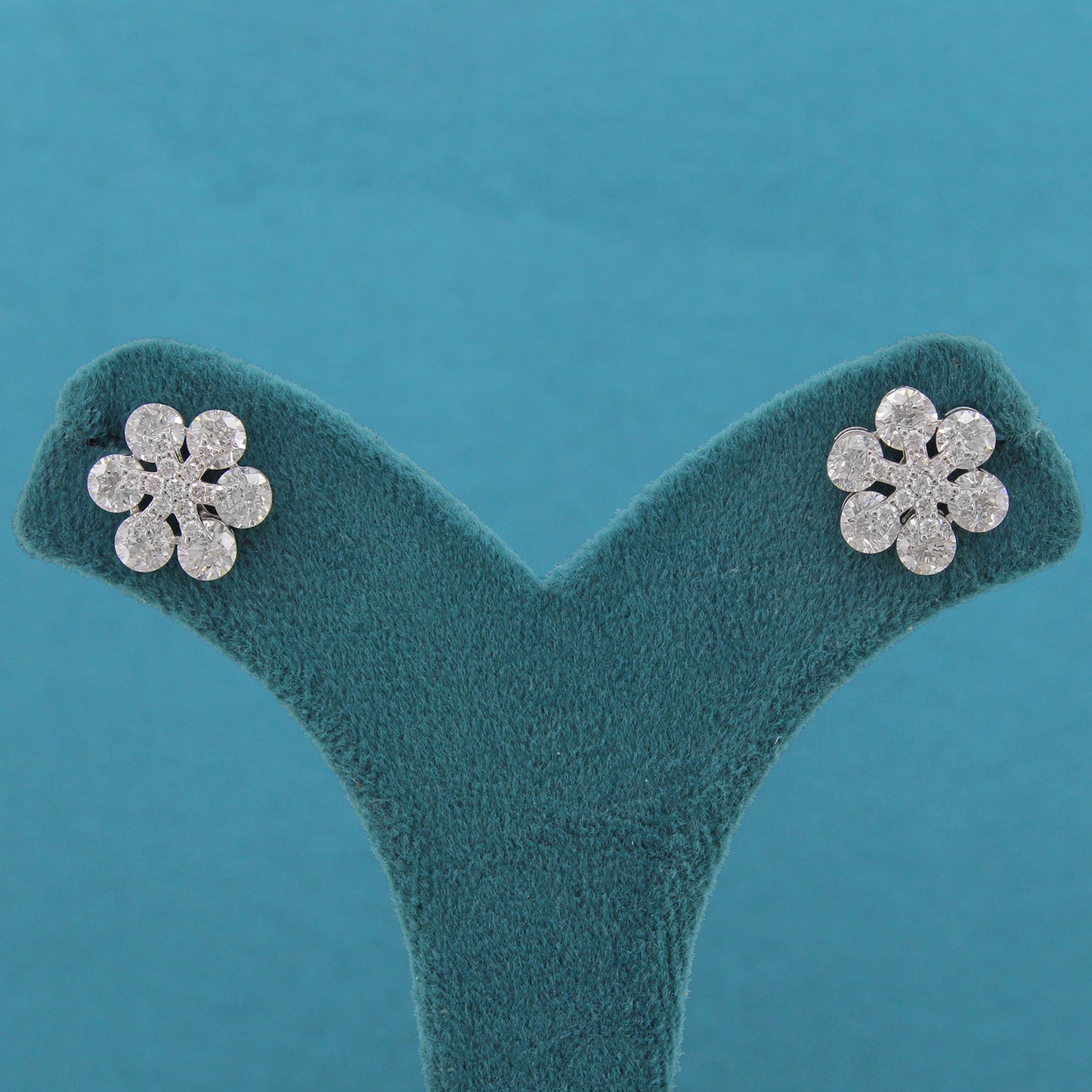 Verali Floral Diamond Stud Earrings