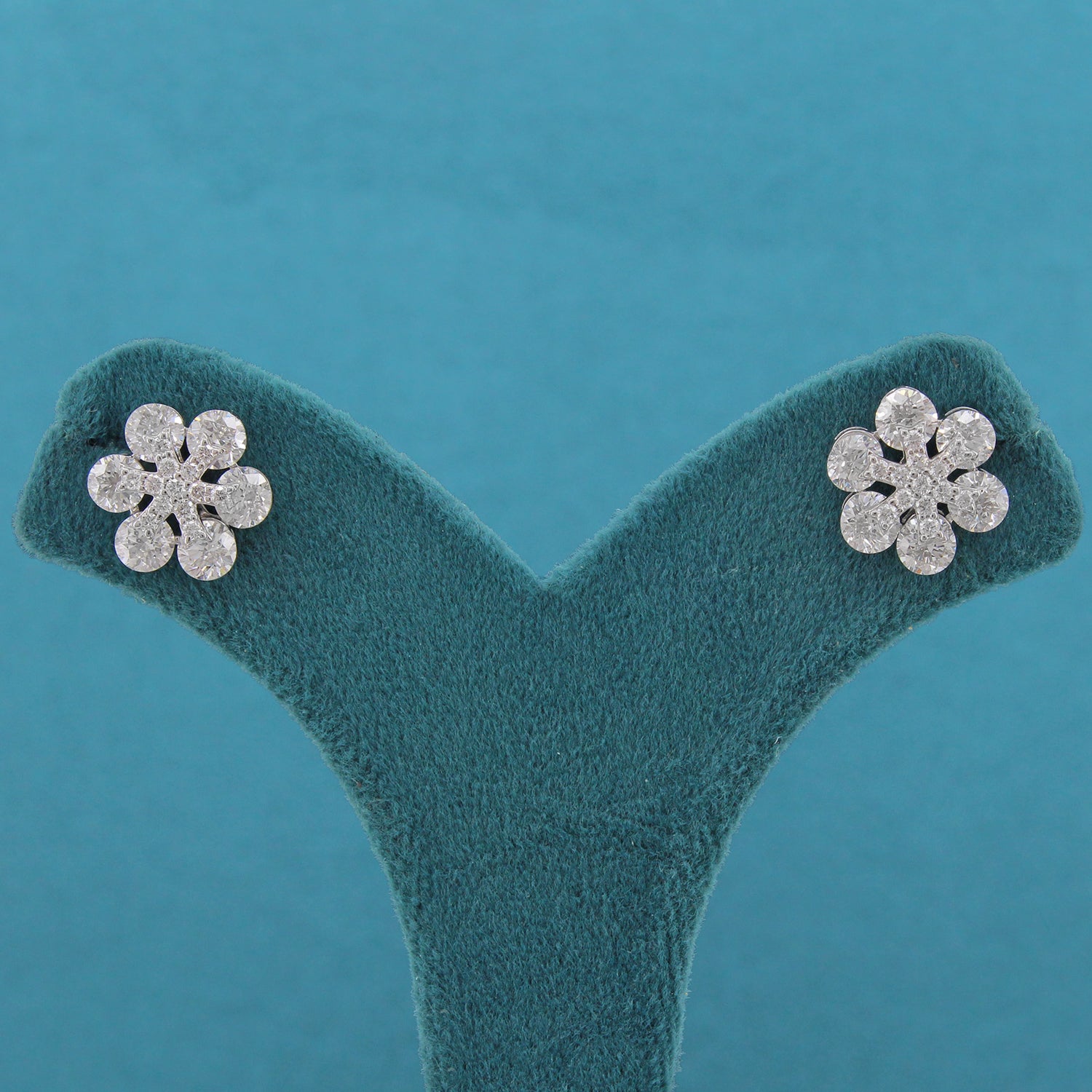 Verali Floral Diamond Stud Earrings
