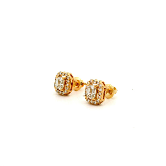 Avenis Halo Diamond Stud Earrings