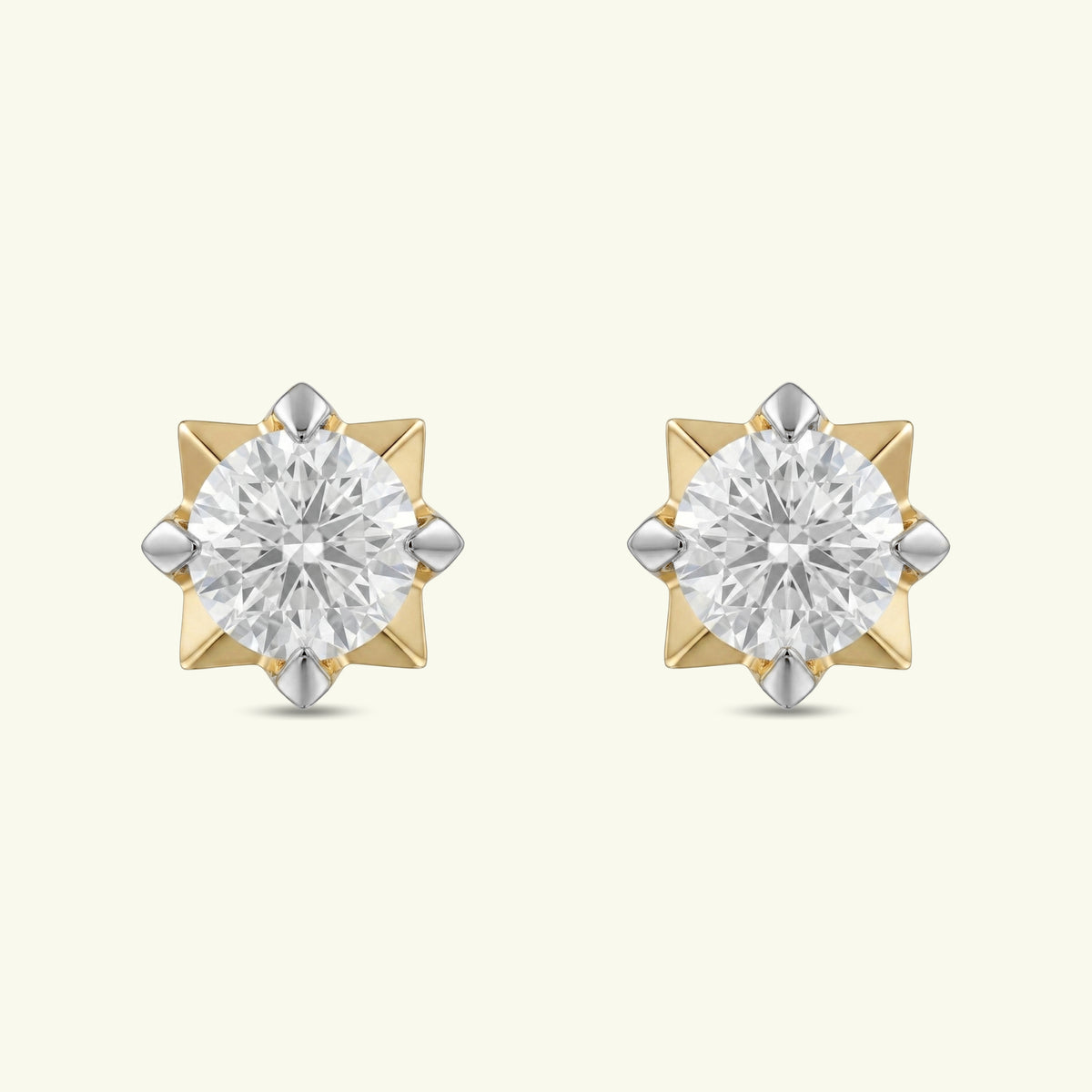 Neyari Solitaire Diamond Stud Earrings