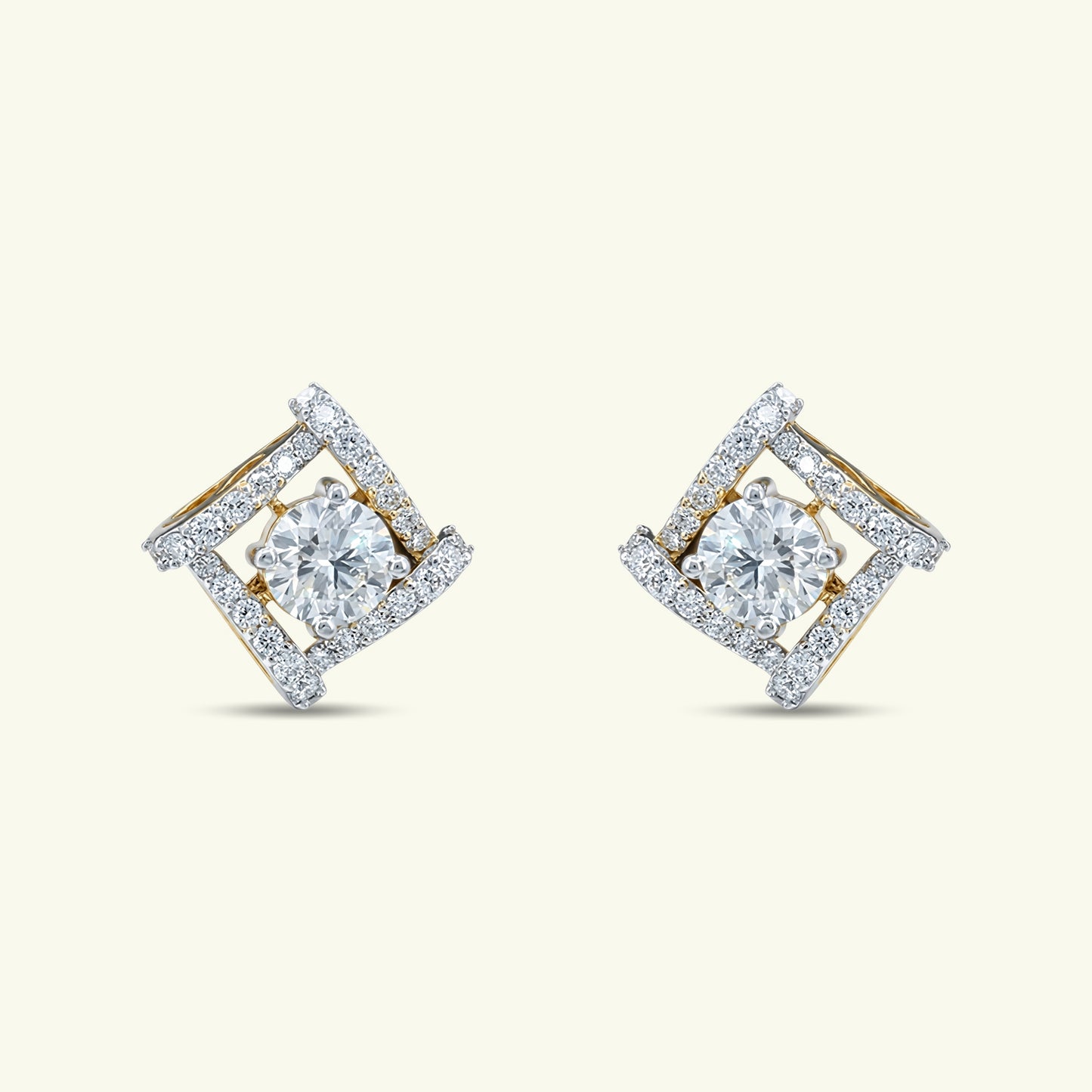 Celune Halo Diamond Stud Earrings