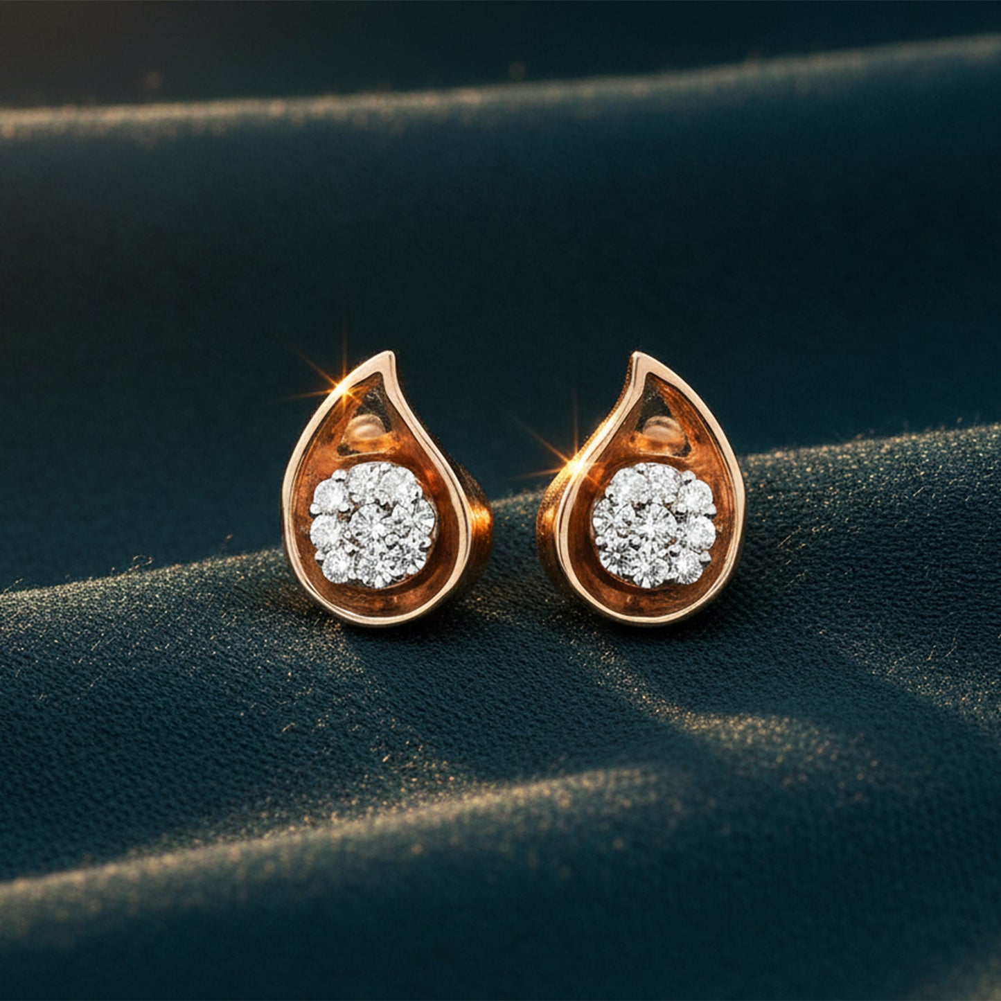 Nalisa Diamond Pendant