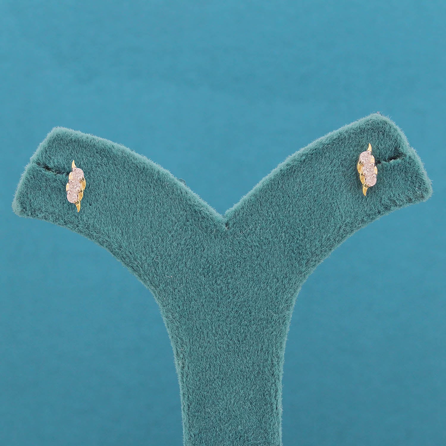 Mireva Diamond Stud Earrings