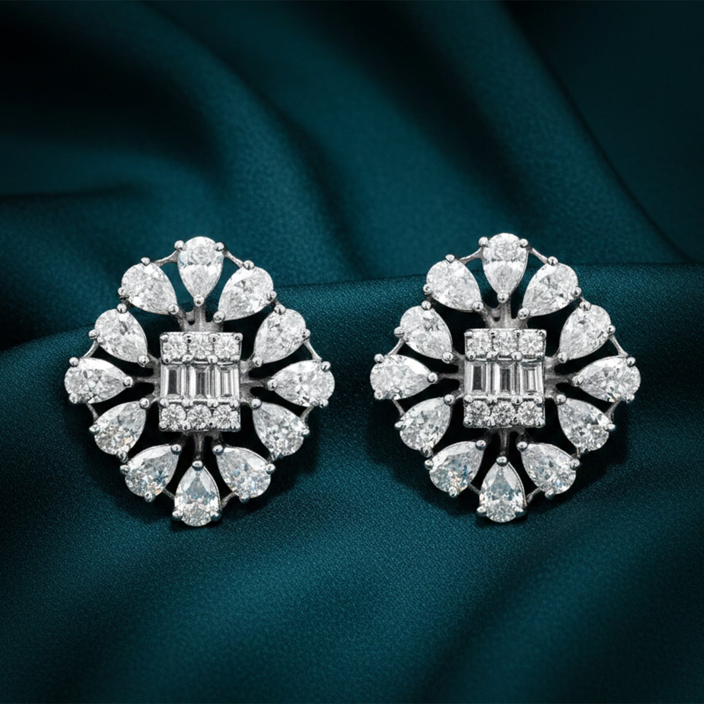 Ilyra Diamond Stud Earrings