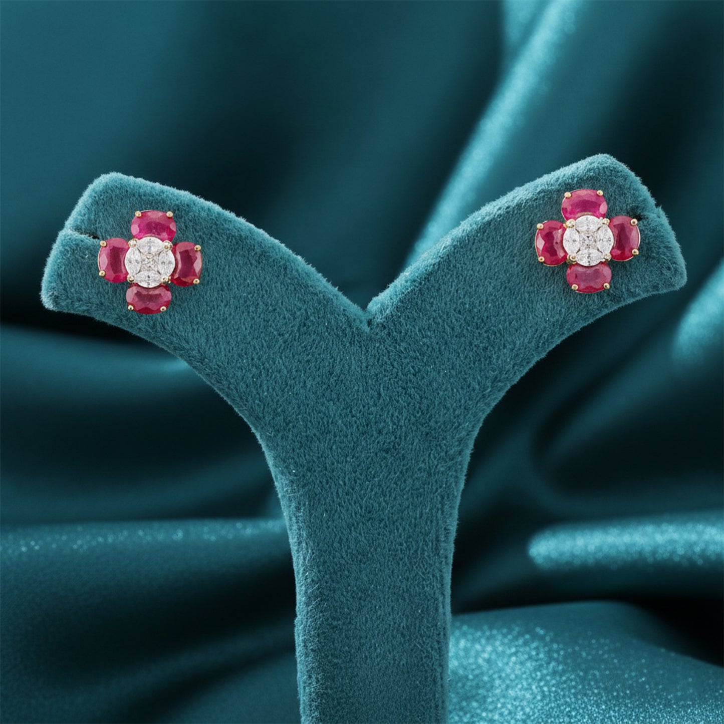 Selvaya Floral Diamond Stud Earrings