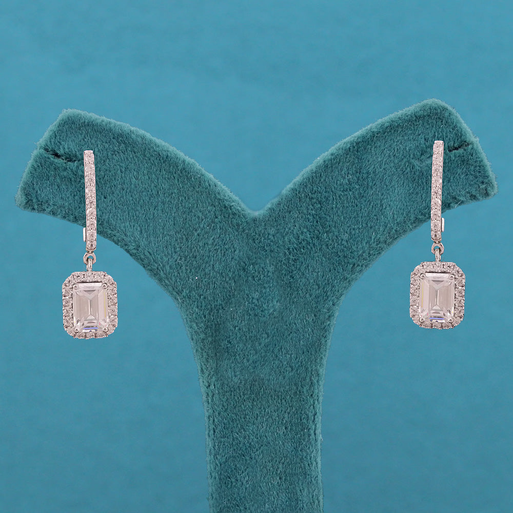 Alarien Halo Diamond Drop Earring