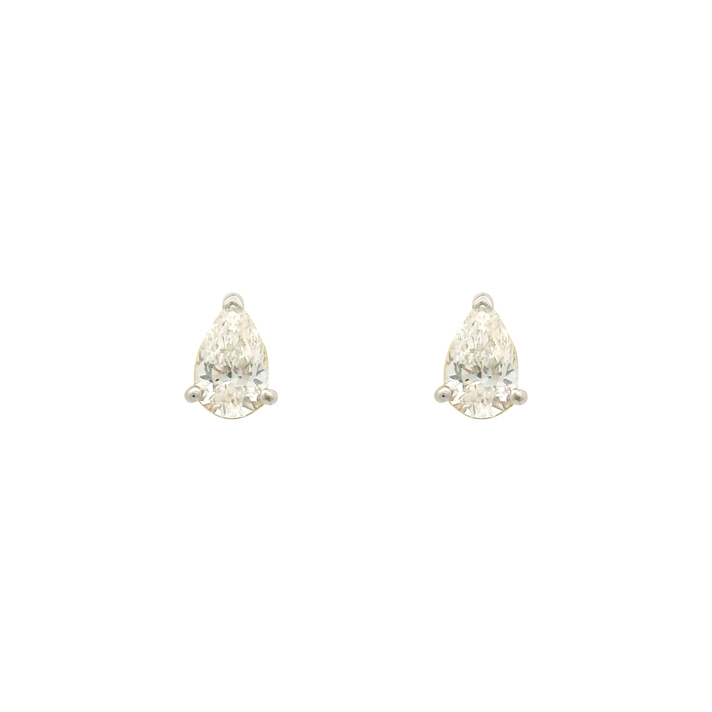 Aelira Solitaire Diamond Stud Earrings
