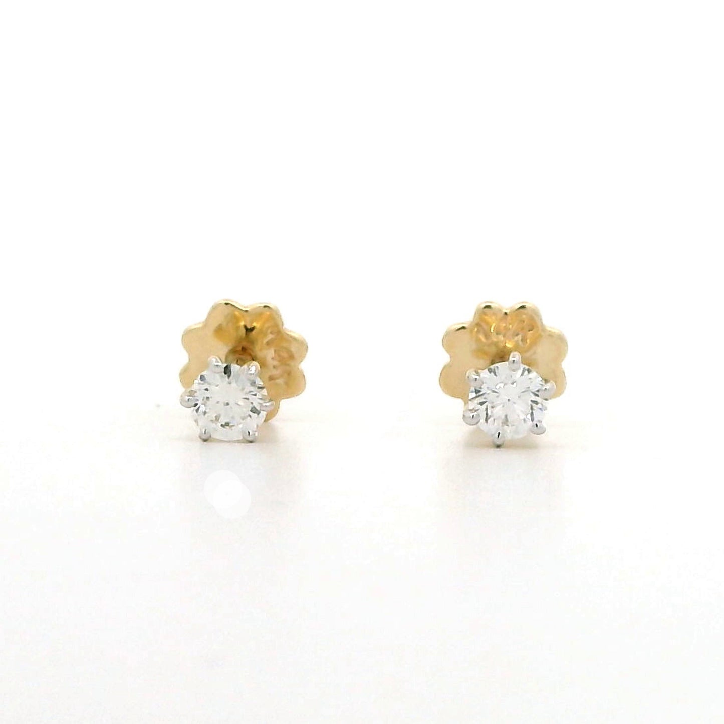 Saphira Classic Diamond Earrings