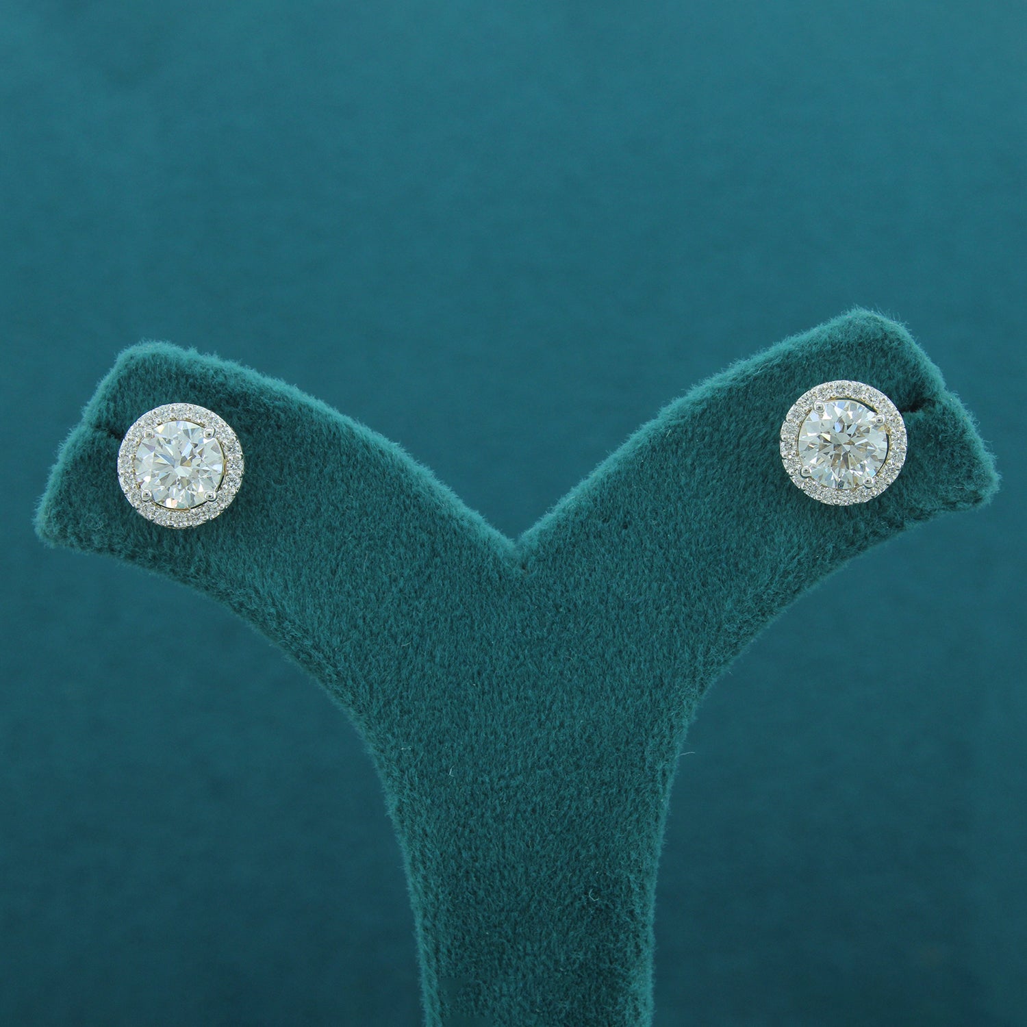 Veriel Halo Diamond Earrings