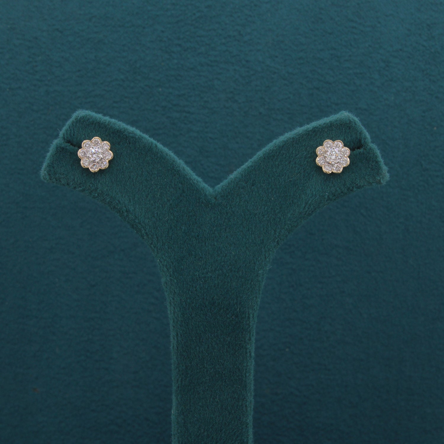 Fiora Bloom Diamond Earrings