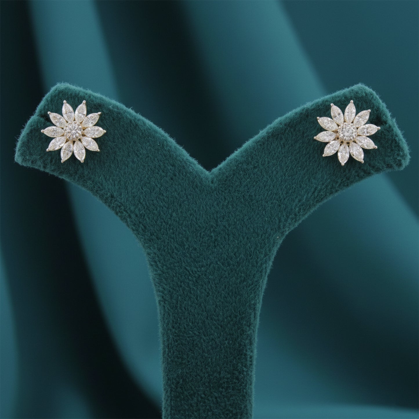 Vionne Glow Diamond Classic Earrings