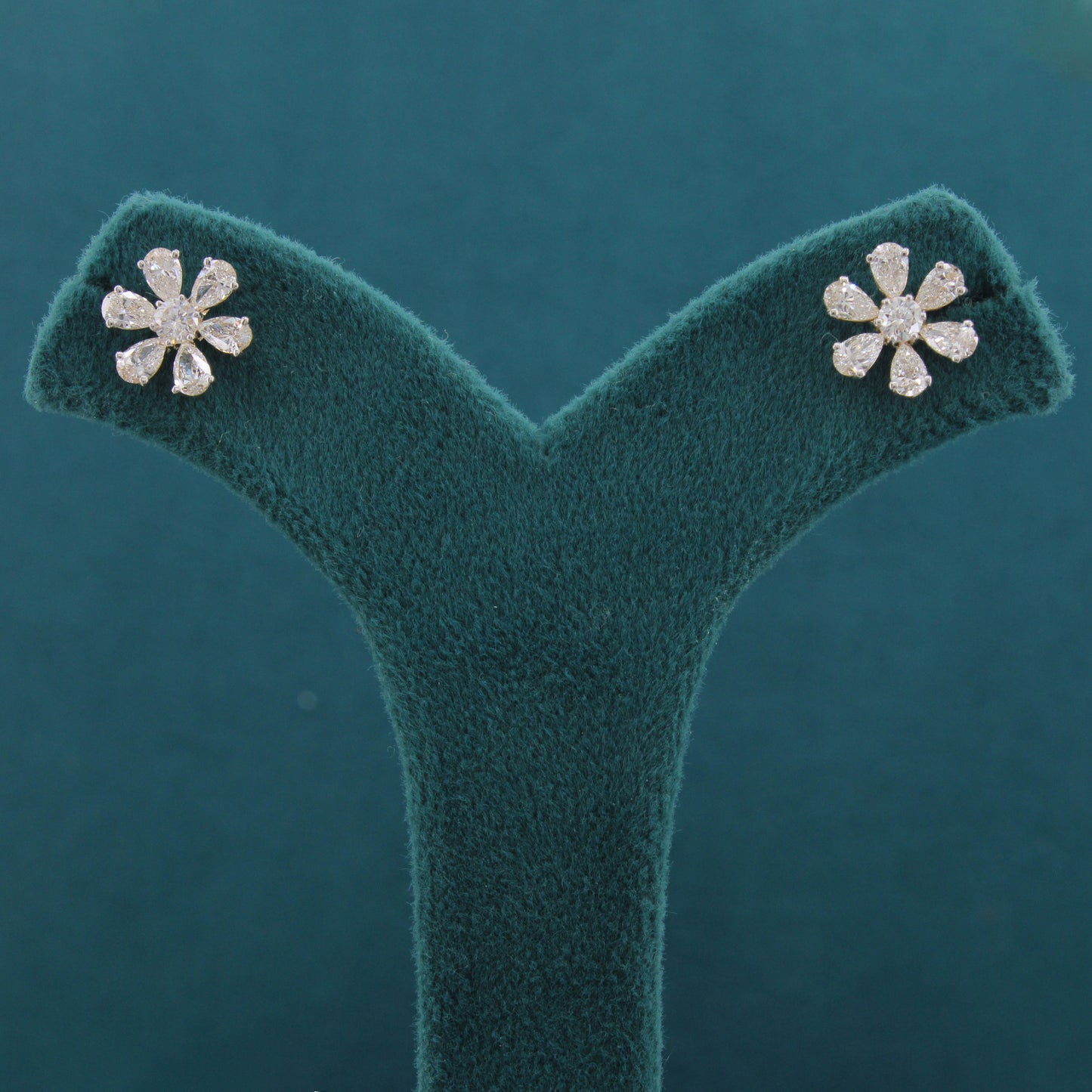 Elayna Bloom Diamond Classic Earrings