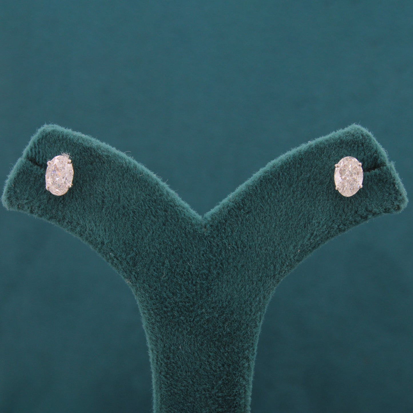 Selene Wave Diamond Classic Earrings