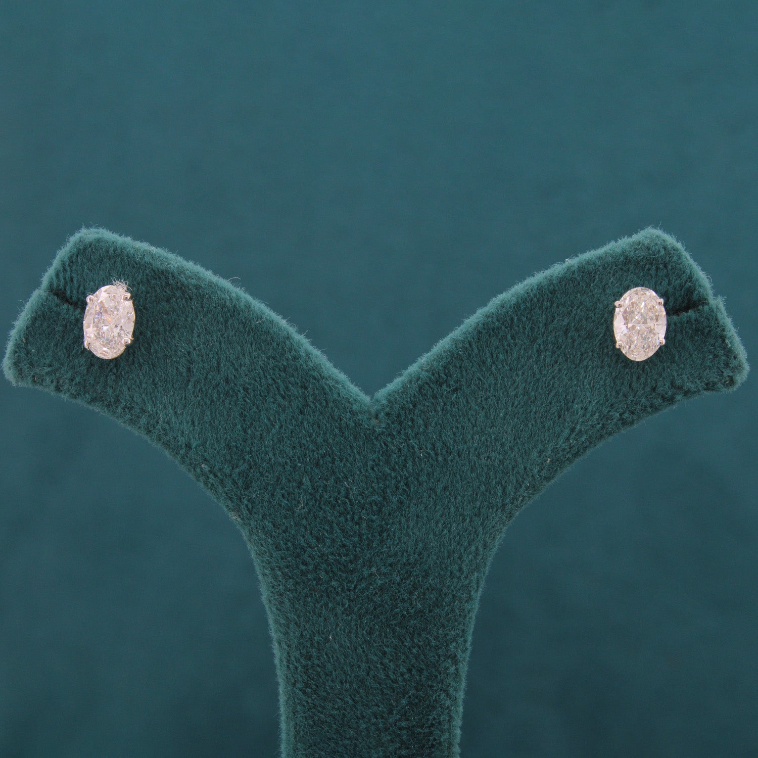 Selene Wave Diamond Classic Earrings