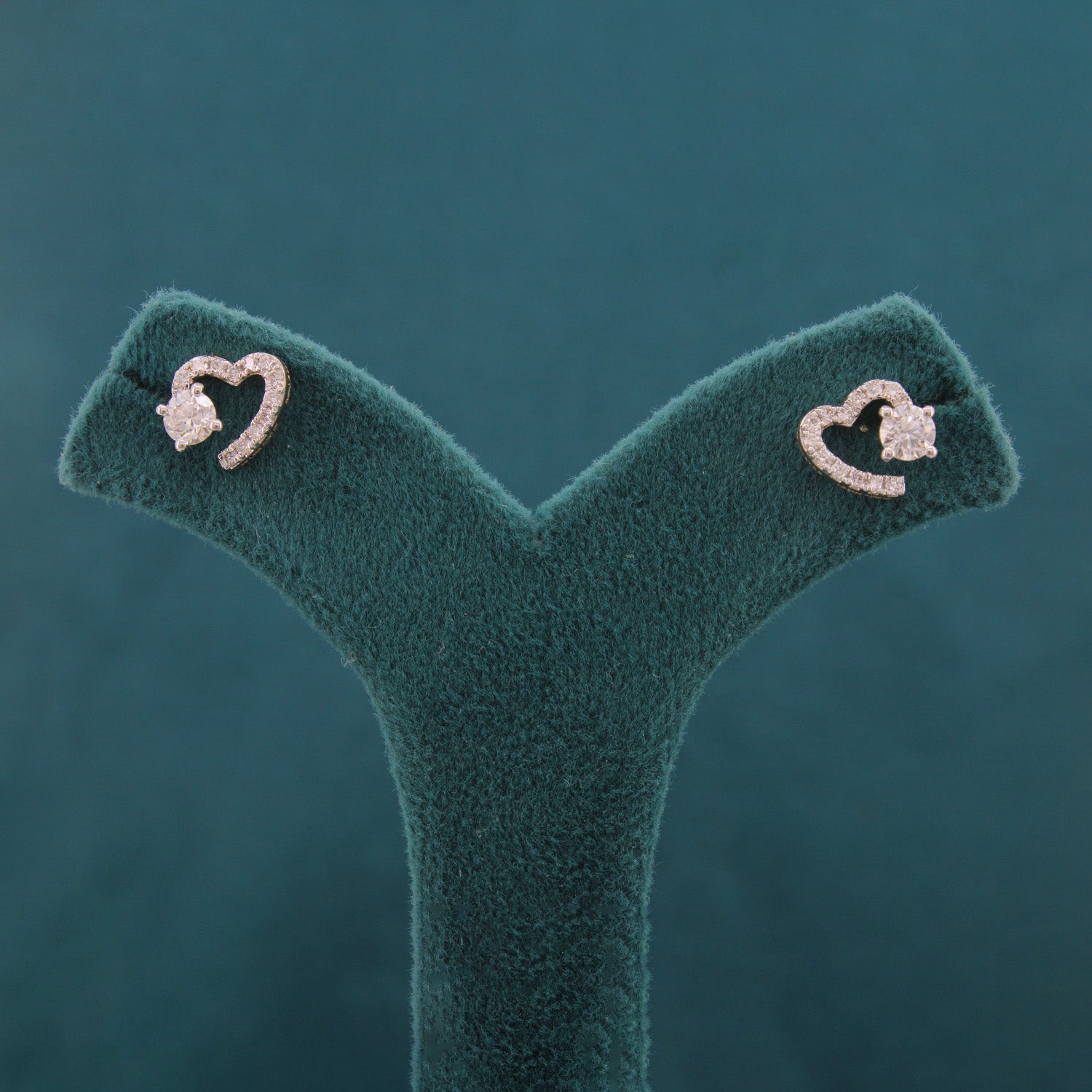 Vionne Edge Diamond Modern Earrings